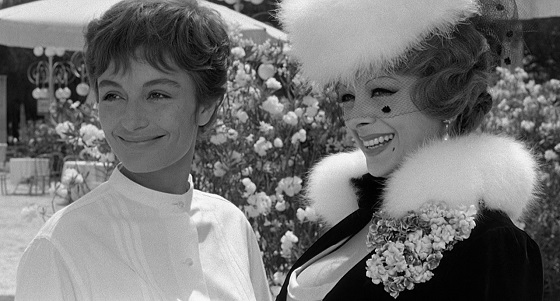 Federico Fellini in "Otto e mezzo" ci rivela come la vita sia una gran ruffiana