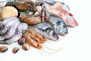 Pesce crudo: quali sono le regole per evitare rischi? 2 Come si conserva il pesce crudo per evitare problemi di salute