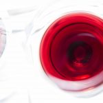 Il vino del Sudafrica è una realtà storica ricca di storia. Erano apprezzati da Edoardo VII e consolarono Napoleone nelle lunghe interminabili giornate trascorse in esilio a Sant'Elena. Si narra che amasse a tal punto il "Vin de Constance" da farsene spedire oltre 1000 litri.