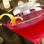 Il cocktail è servito. I drink che hanno fatto la storia 9 cosmopolitan-i drink-piu-famosi-della-storia