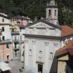 Il tipico vino Roccese: "A Trincea" ad Airole 6 Airole: chiesa Santi Giacomo e Filippo