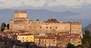 Sermoneta: uno dei tanti borghi italiani. Nel Lazio