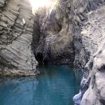 Le gole dell'Alcantara: fare il bagno in acque molto...rinfrescanti! 21 Le Gole dell'Alcantara in Sicilia