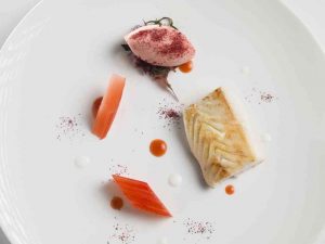 chef Robero Conti: MERLUZZO-NERO-RABARBARO-E-YOGURT
