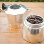 Manuale di conversazione sul caffè: un viaggio nei segreti del caffè 10 caffè e brioche: perchè un binomio vincente?