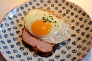 Zurigo, la città dove cibo e cultura sono internazionali 2 Zurigo, la città dove cibo e cultura sono internazionali. Leberkaese-Restaurant-August-Zurigo