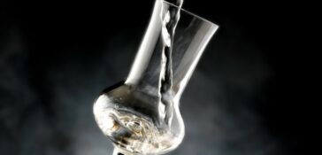 Cara grappa sei diventata ultra trendy anche nei cocktail 35 Cara grappa: il mondo della mixology ti rende protagonista di molti cocktail