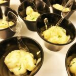 Ricette esotiche: Gnocchi con salsa cremosa di loroco 12 Gnocchi con salsa cremosa di loroco