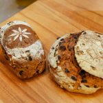 la ricetta di pane con fichi, noci, uvetta e castagne