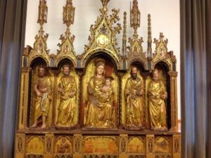 cosa vedere ad Atri: polittico ligneo presso il Museo Capitolare