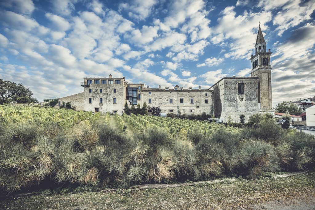 Per San Valentino scegli una vacanza romantica al Castello di Semivicoli