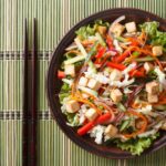 insalata asiatica con tofu e verdure: nuove ricette