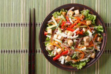 Ricette primaverili: insalata asiatica con tofu e verdure e tofu fritto 8 insalata asiatica con tofu e verdure: nuove ricette