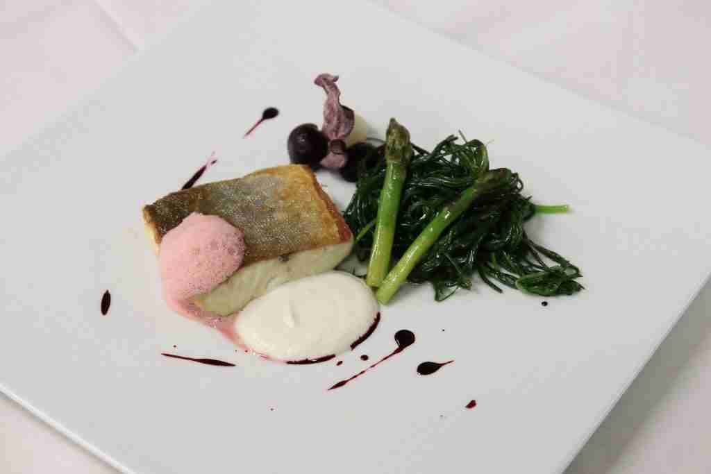 Food Trend 2024: che cosa mangeremo secondo Pinterest? 5 Salmerino alpino, mandorla, rape, asparagi, agretti e zenzero
