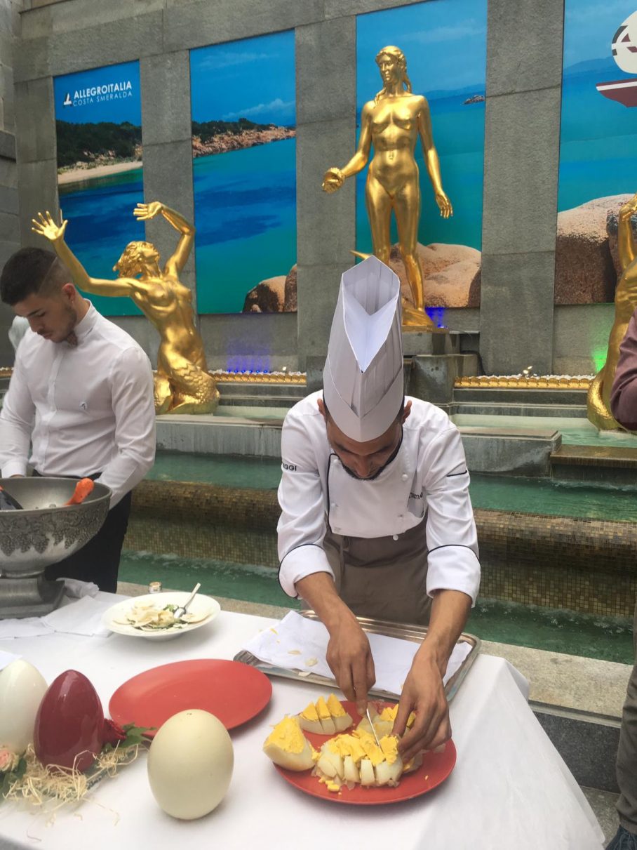 Lo chef dell'hotel Allegroitalia Golden Palace Mohamed Lamnaour