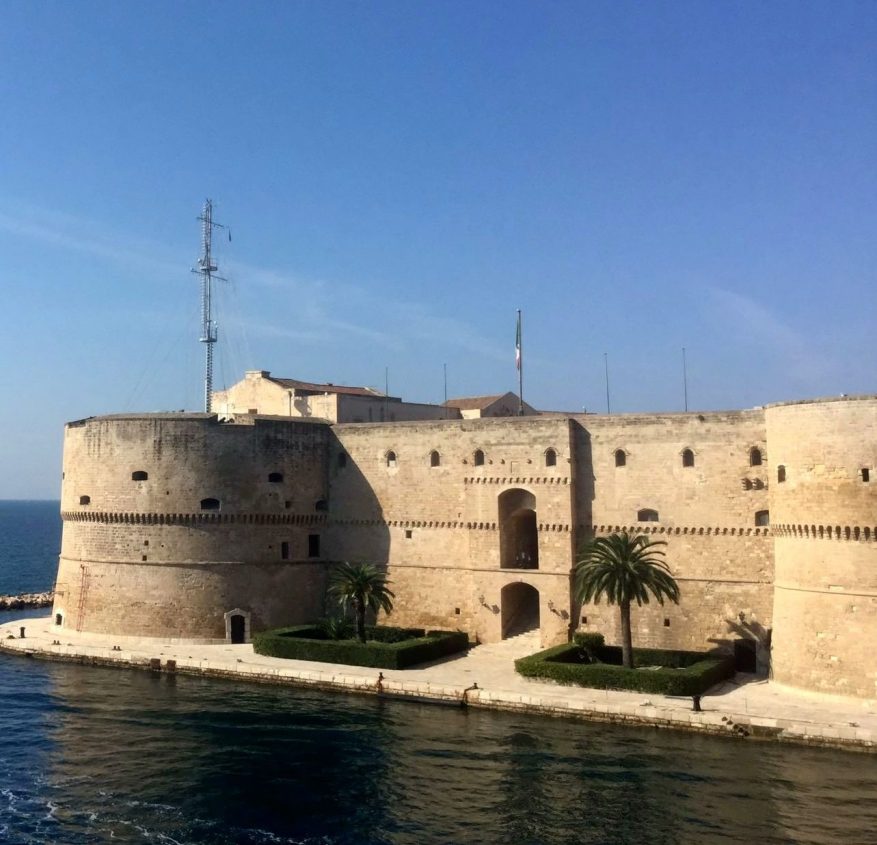 Taranto, la rinascita di una città ricca di cultura. Il MArTA e il Castello Aragonese