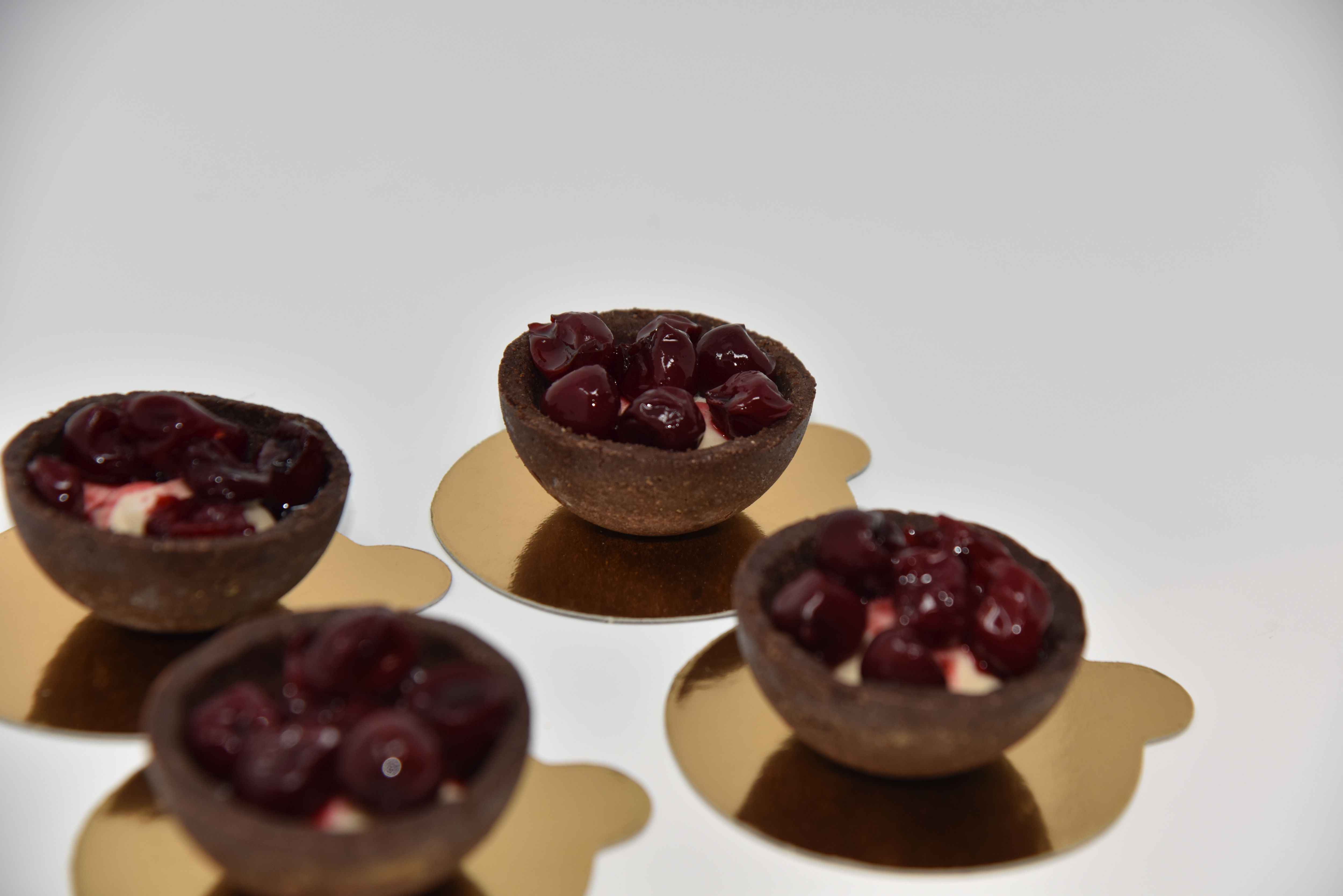 Le delizie gourmet di Milano: 3 locali da non perdere 3 AMAti, pasticceria crudista. Le delizie gourmet di Milano