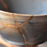 Kintsugi: oro nelle crepe. E altre sottigliezze giapponesi … 16 kintsugi su ciotola