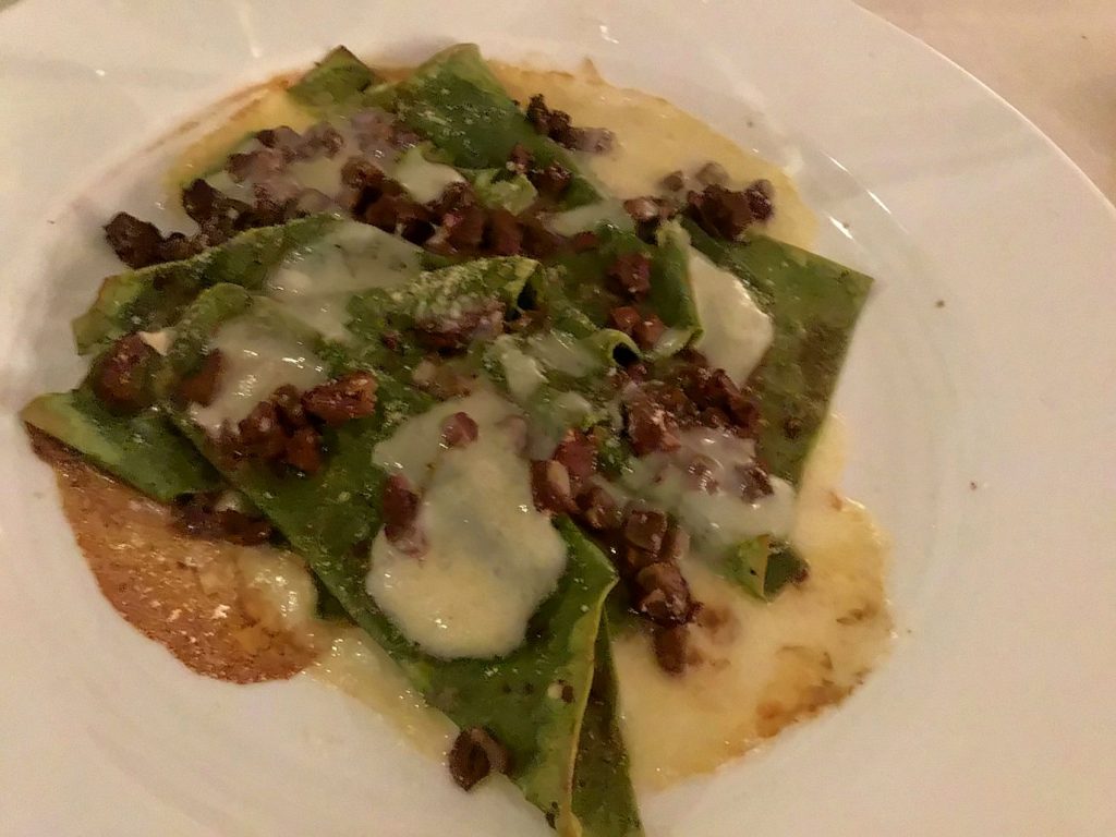 San Marino in nome di arte, cibo e cultura 7 mercatini di Natale, San Marino: ristorante Righi, una stella Michelin
