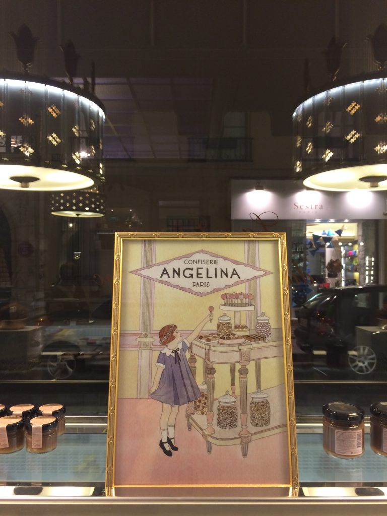 Parigi raccontata dalle vetrine delle pasticcerie: Angelina