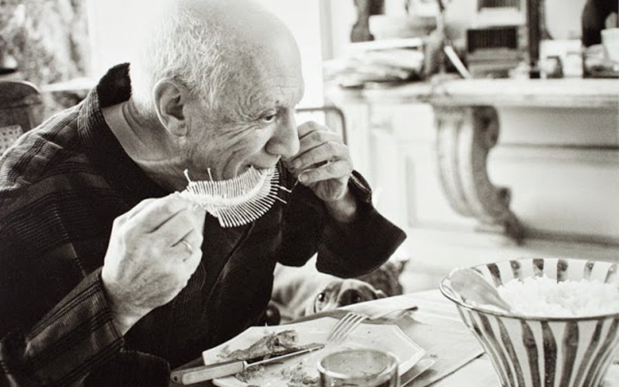 Tutti mangiamo, ma Picasso amava famelicamente cibo e cultura 1 Picasso amava famelicamente cibo e cultura la lisca della sogliola alla mugnaia
