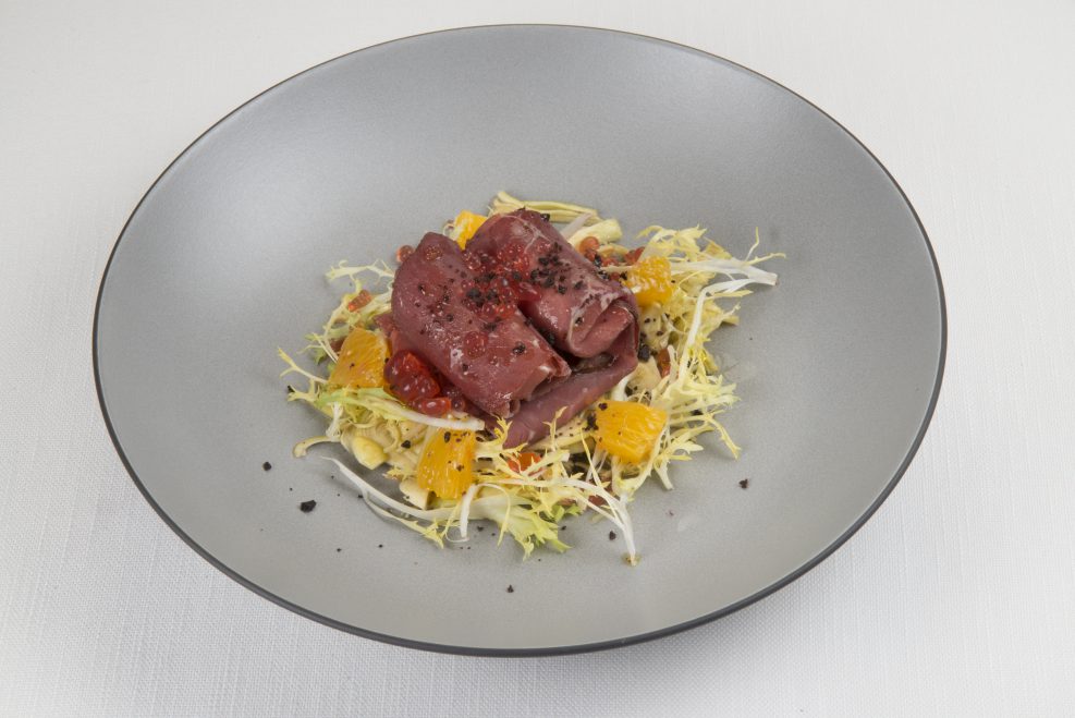 La bresaola d'autore interpretata da Claudio Sadler