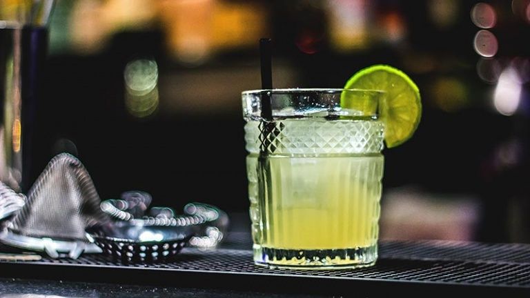 Salvare l’ambiente o i cocktail? Forse abbiamo la soluzione 17 Salvare l’ambiente o i cocktail?