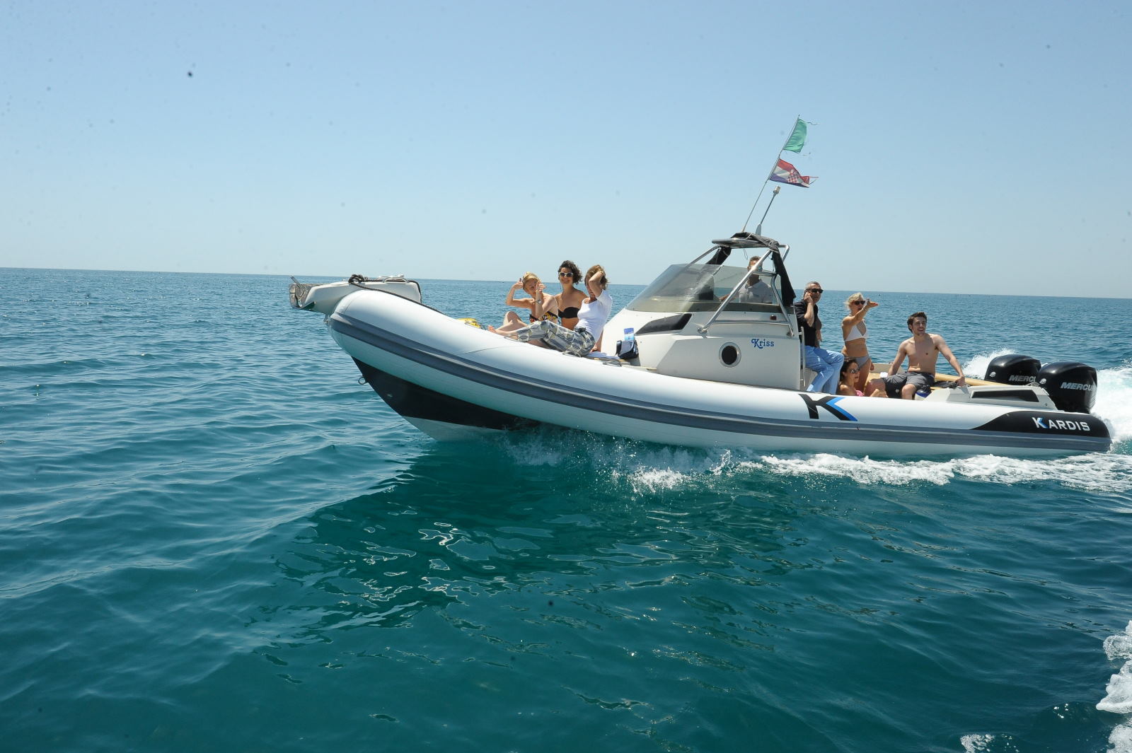 la_ costa_ di_ manfredonia_ la _porta del _gargano_barca