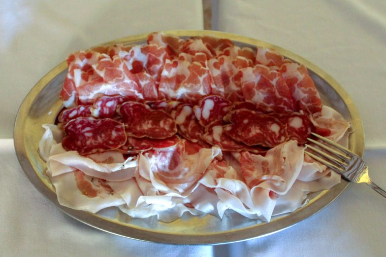Parma, Piacenza e Reggio Emilia. cibo e cultura visti da Famelici