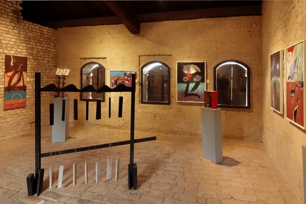 Castello di San Pietro in Cerro e arte contemporanea