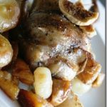 Il ritorno della cucina rinascimentale. La ricetta della quaglia glassata con patate e fichi