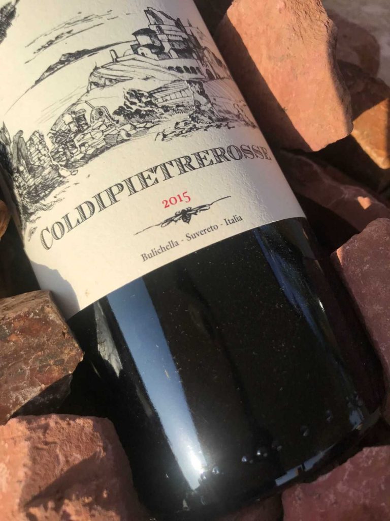 Wine Tourism: 12 mesi, 12 idee per scoprire l'Italia minore (che tanto minore non è) 3 Wine Tourism 12 mesi, 12 idee per scoprire l'Italia: Coldipietrerosse dell'azienda Bulichella