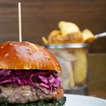 Da provare l'Ul Tracagnott Burger al Mystic Burger, con una qualità di carne che fa la differenza 9 Ul Tracagnott Burger al Mystic Burger