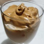Il Dalgona Coffee al gusto mou è la nuova star del web (+ ricetta) 11 Dalgona Coffee al gusto mou