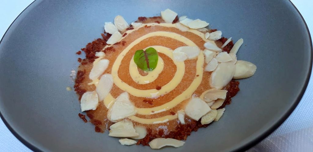 cenare da sadler in un cortile. Il prologo: uno scrigno di amuse-bouche