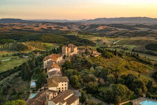 visioni di Toscana castelfalfi panorama