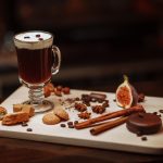 Come fare un Irish Coffee perfetto: la ricetta tradizionale e una moderna. 2 ricette imperdibili! 10 Come fare un Irish Coffee perfetto