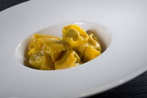 Scavallando nel benessere (prima tappa): Piemonte- Le Case dei Conti Mirafiore 2 Le Case dei Conti Mirafiore: osteria disguido