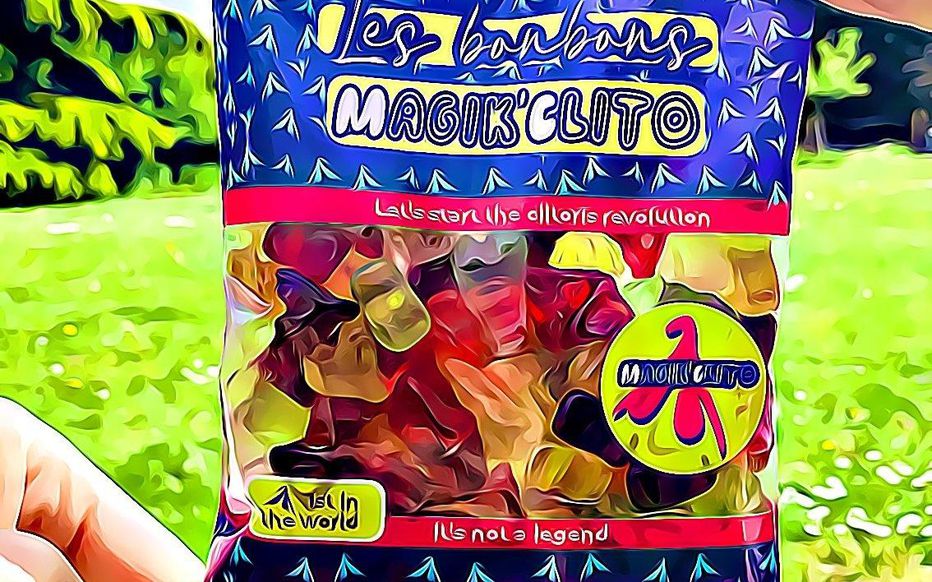 La caramella è la protagonista di Halloween in Italia 1 caramelle a forma di clitoride per una sana e giocosa educazione sessuale