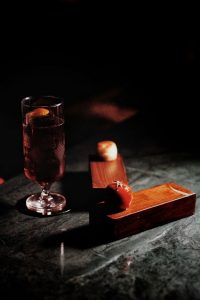 Niks&Co riapre a milano com cocktail e piatti gourmet