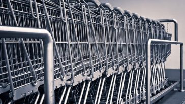 Le etichette alimentari sono al centro di un acceso dibattito europeo tra NutriScore e NutrInform