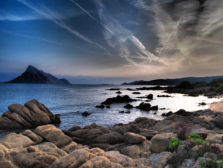 6 buoni motivi per andare in vacanza in Gallura 6 6 taverna famelici