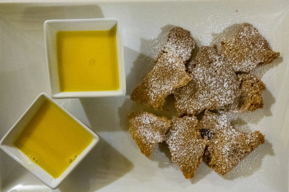 Vaniglia: proprietà, varietà e curiosità. Dalla Bourbon alla Thaiti 1 ricetta e storia della sbrisolona