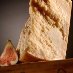 Come utilizzare le croste del grana in cucina: 4 ricette