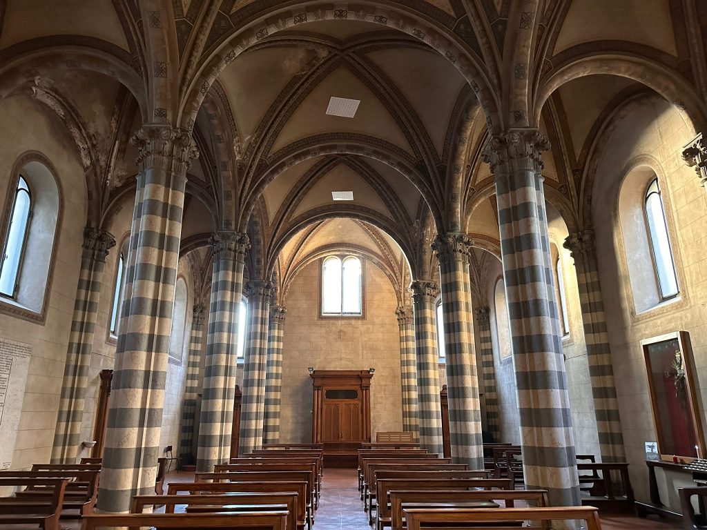 Romano di Lombardia, un borgo storico che non ti aspetti 2 madonna lourdes romano lombardia