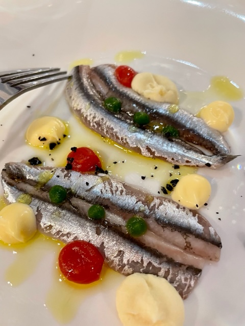 Viaggio enogastronomico a Zara: la cucina della Dalmazia 1 Acciughe marinate in succo di limone