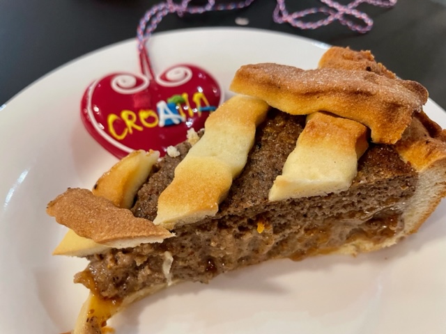 Viaggio enogastronomico a Zara: la cucina della Dalmazia 5 Torta di Molat