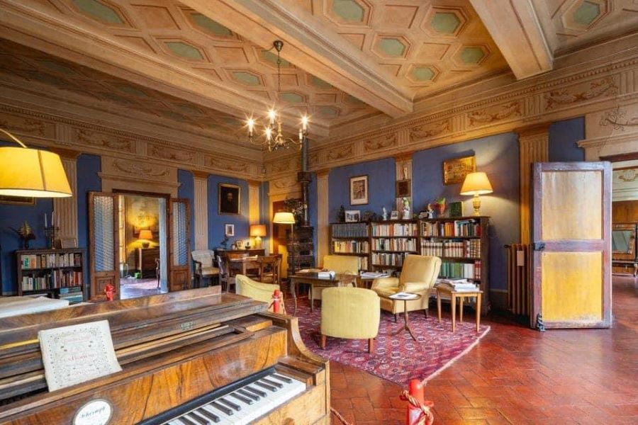 Villa del Castellaccio a Uzzano in Toscana