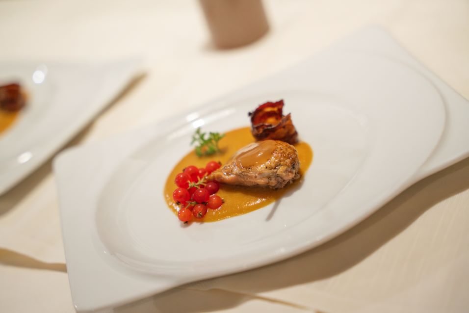 I migliori ristoranti di Cortina (+ 1 pasticceria): scoprire la cucina di montagna 4 Petto di quaglia a the Queen of Taste a Cortina