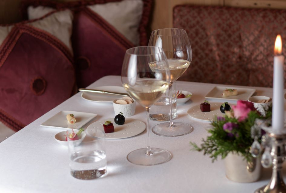 La sala da pranzo dell'Hotel Tyrol a Selva val di Gardena